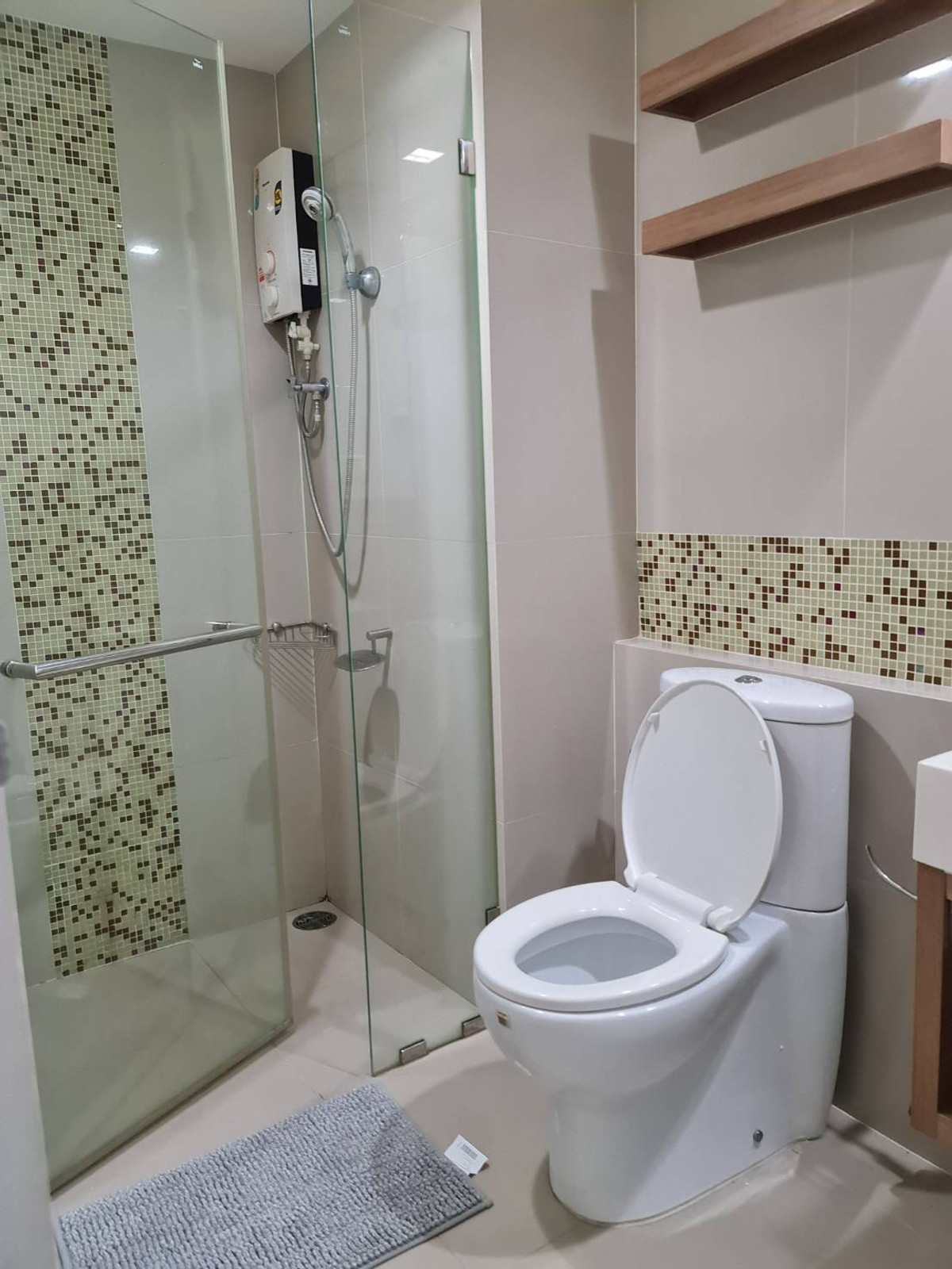 For SaleCondoOnnut, Udomsuk : Condo for Sale: Abstracts Sukhumvit 66/1 Near BTS Udom Suk (approx. 450 m)