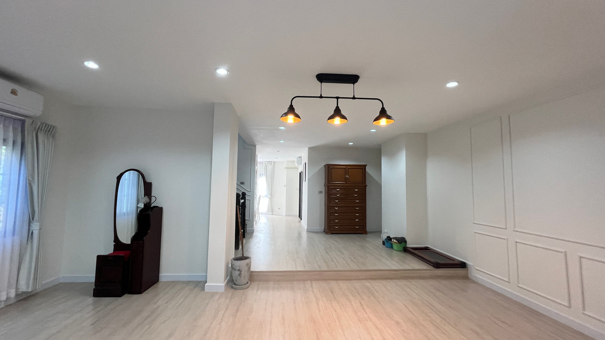 ขายทาวน์โฮมสุขุมวิท อโศก ทองหล่อ : Chicha Castle – ชิชา คาสเซิล ทาวน์โฮม 4 ชั้น สุขุมวิท 31 แปลงริม ขนาดใหญ่ ตกแต่งสวย