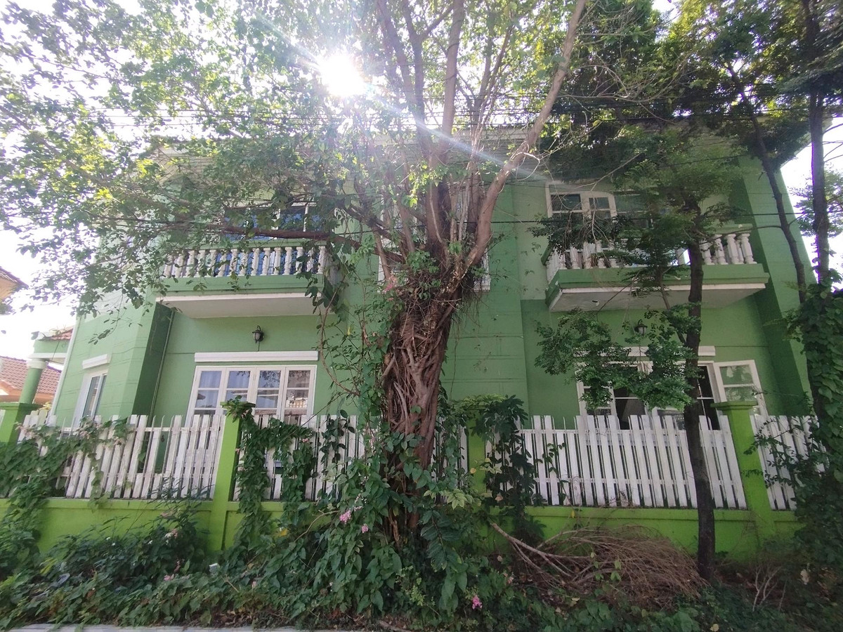 ขายบ้านปิ่นเกล้า จรัญสนิทวงศ์ : ขายบ้าน102ตร.วา 6,500,000พุทธมณฑลสาย 3 ถ. บรมราชชนนี ต.ศาลาธรรมสพน์ เขตทวีวัฒนา 10700 กทม.
โทร 0966865661
ไลน์0966865661