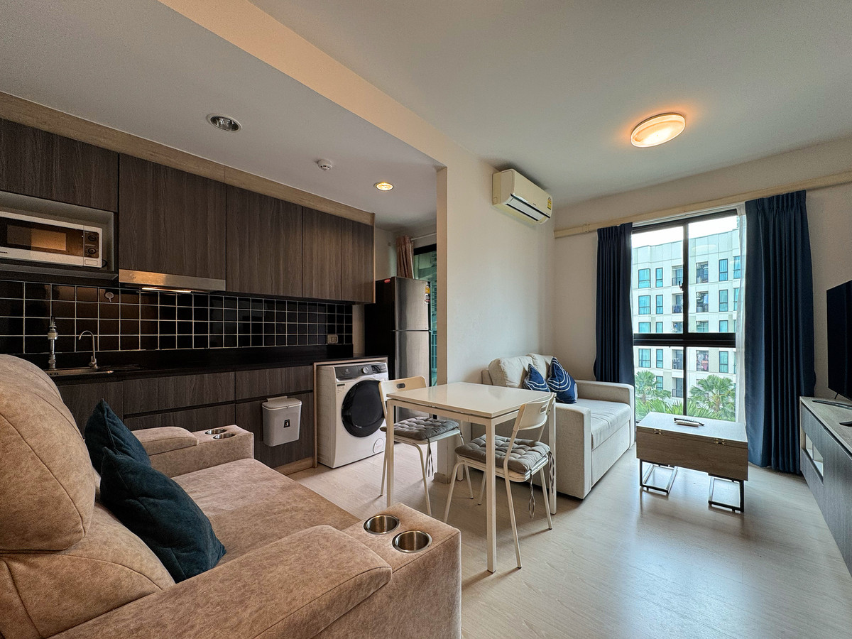 For SaleCondoBangna, Bearing, Lasalle : Rare Corner Unit with Pool View — Condo for Sale at Unio Sukhumvit 72 Phase 2, 2 Bedrooms, Only 600 m from BTS Bearing
