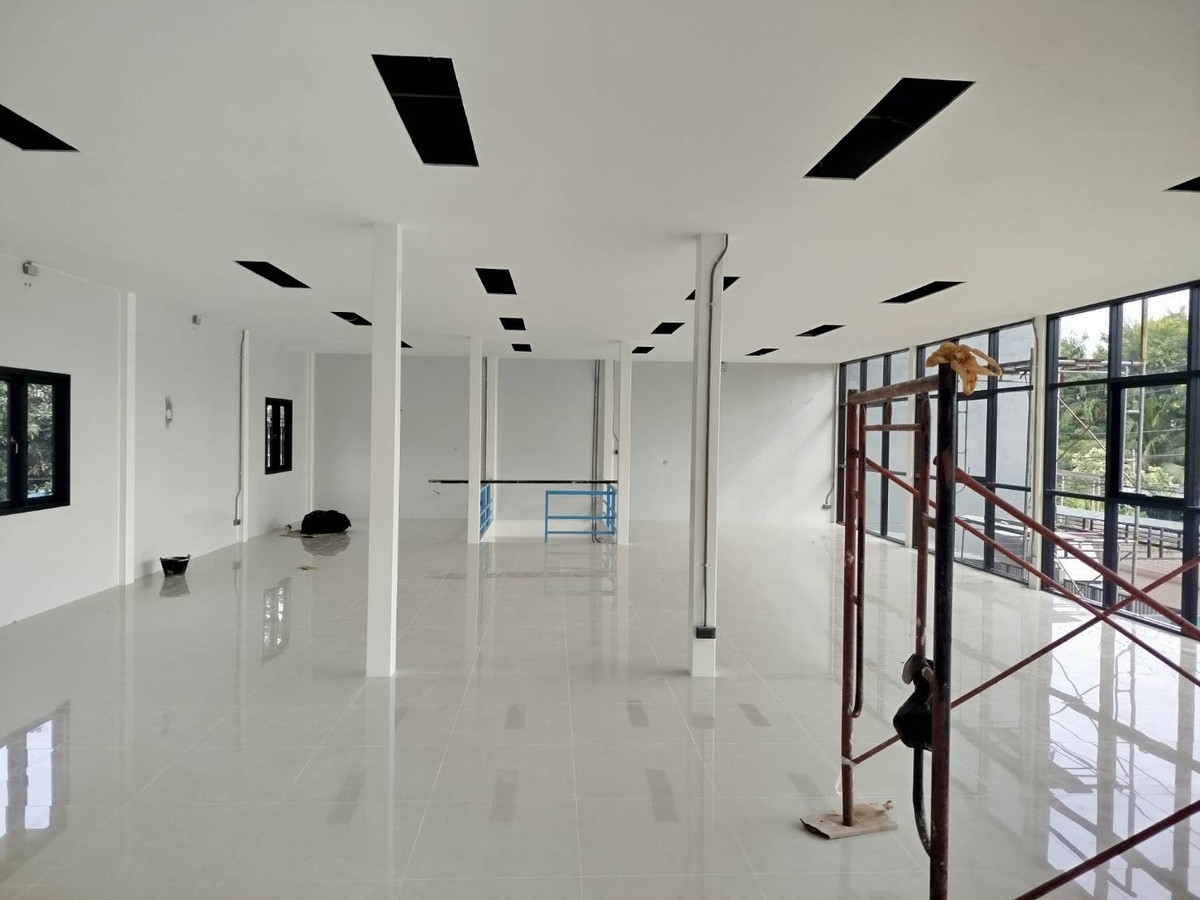 For RentShop HouseOnnut, Udomsuk : HR3045 2-story building for rent, newly built, potential location, Soi Punnawithi 29, suitable for an office, showroom, convenient travel.