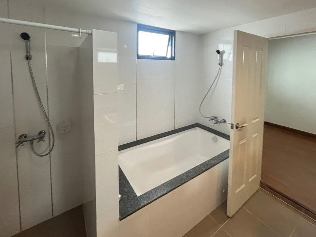 For RentTownhomeMin Buri, Romklao : Trio Romklao / 2 bedrooms (for rent), Trio Rom Klao / 2 Bedrooms (FOR RENT) BZD061