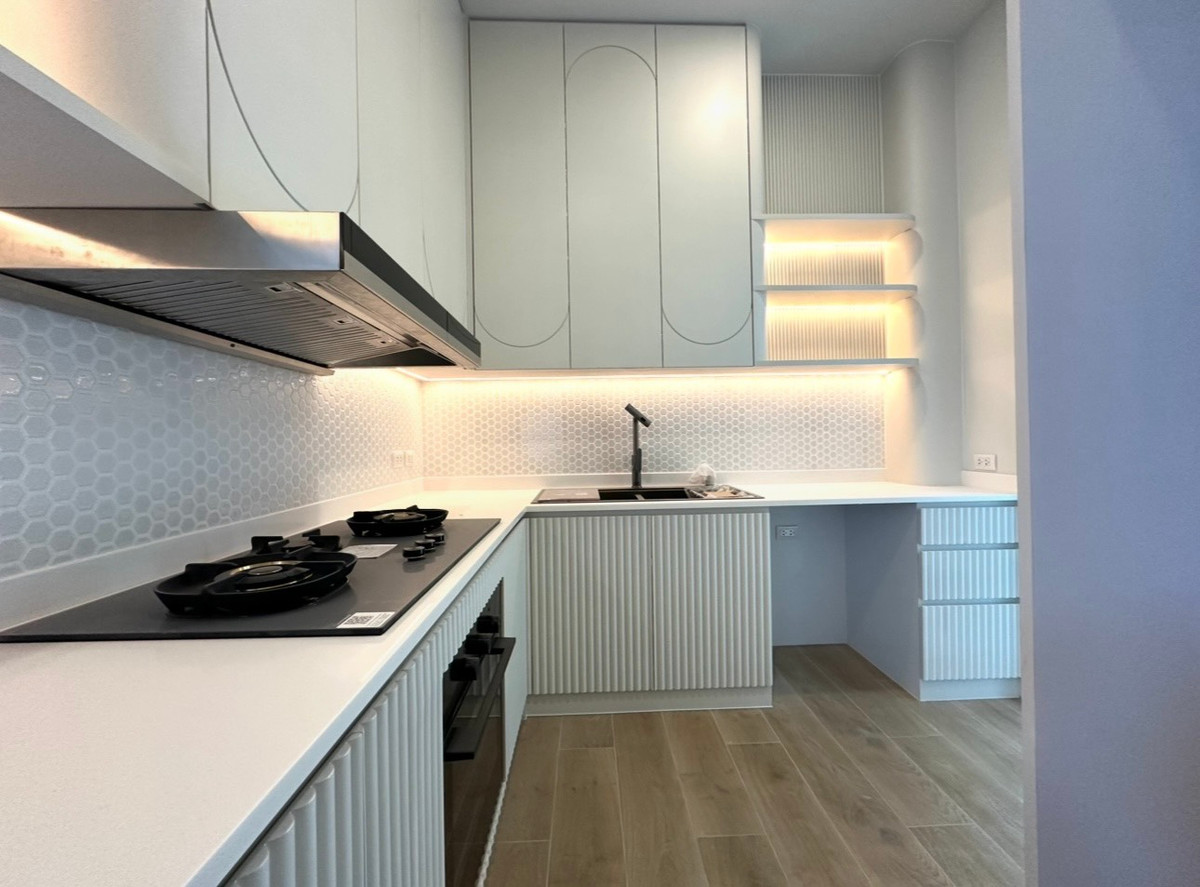 For SaleHouseKasetsart, Ratchayothin : Brand-New Corner Single House with Private Pool and Good Feng Shui at The Master Ekkamai–Ramintra Near Expressway Special Price