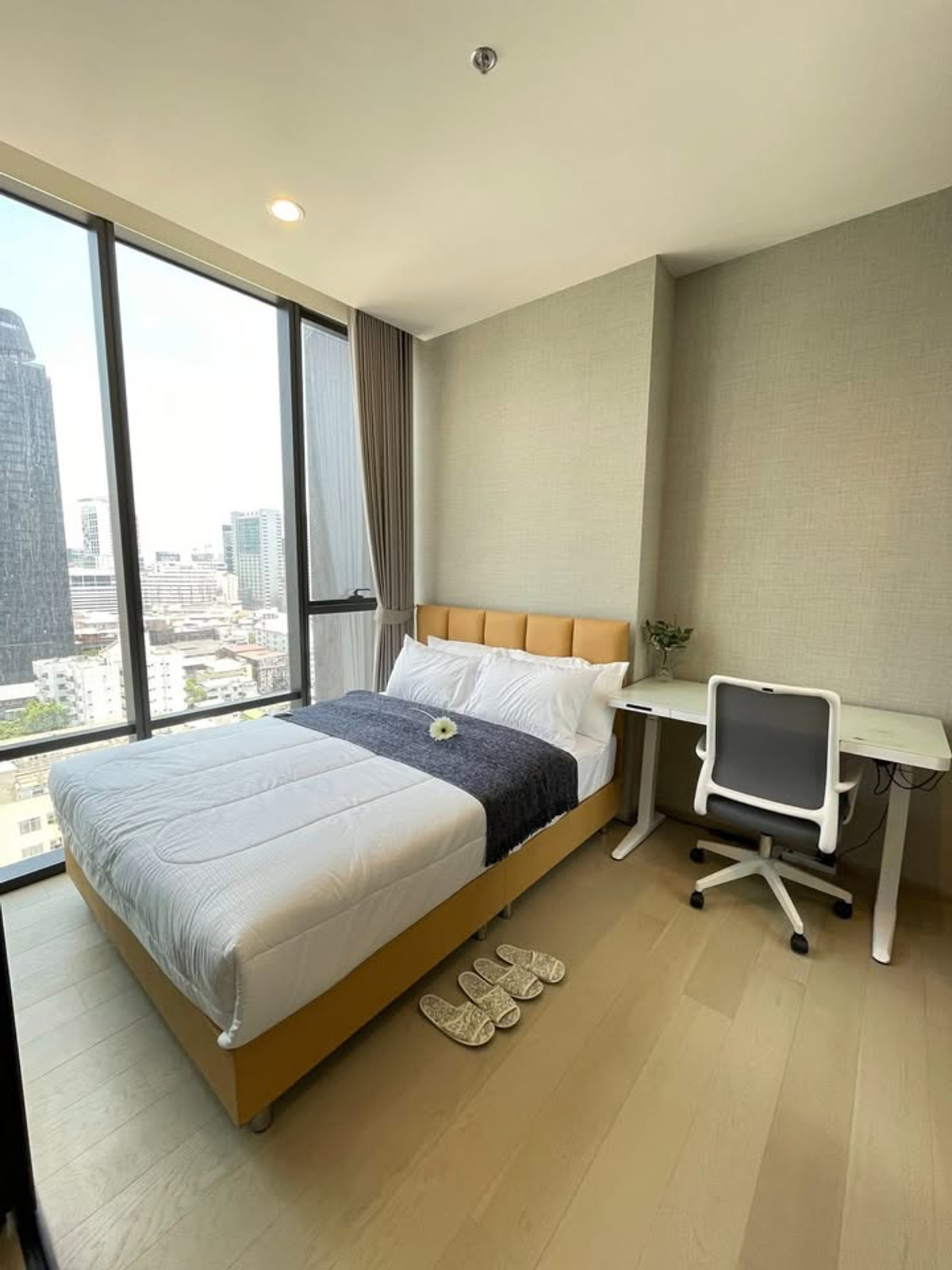 For RentCondoRatchathewi,Phayathai : Condo for rent THE EXTRO Phayathai - Rangnam/The EXTRO Phayathai - Rangnam (D6811021)