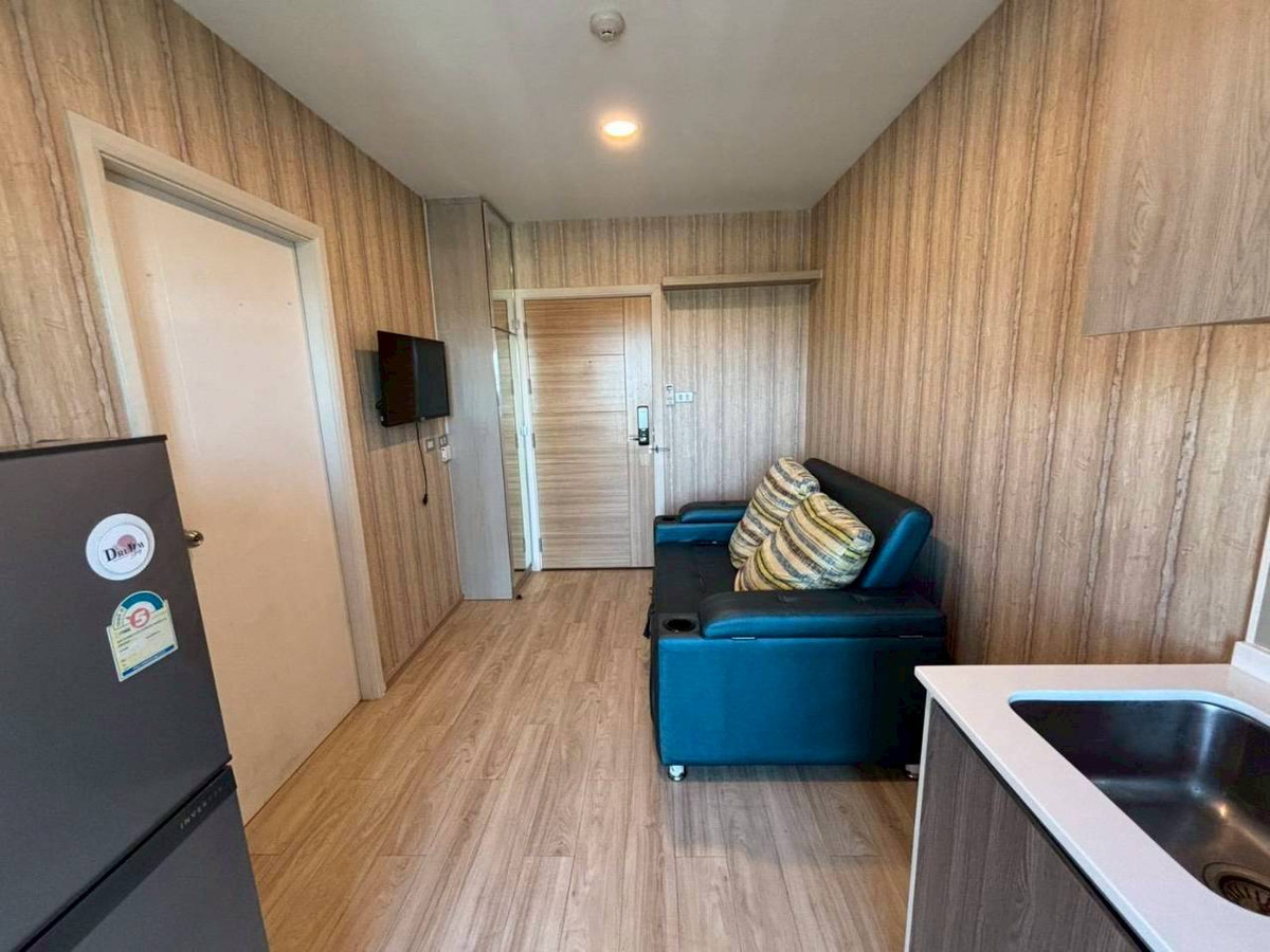 For SaleCondoChokchai 4, Ladprao 71, Ladprao 48, : 95463 - For sale with tenant Feel Condo Ladprao 33 (Feel Condo Ladprao 33), 1 bedroom, 5th floor, 27 sq m., unblocked view, near the Blue Line, Ladprao Station, beautifully decorated, complete with furniture and electrical appliances.