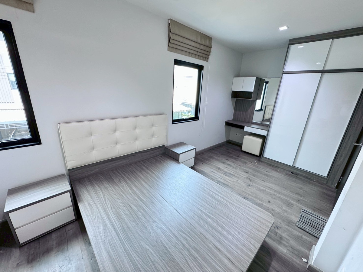 HousePathum Thani,Rangsit, Thammasat : 95227 - Sell/rent semi-detached house Chiwarom Village Rangsit-Don Mueang