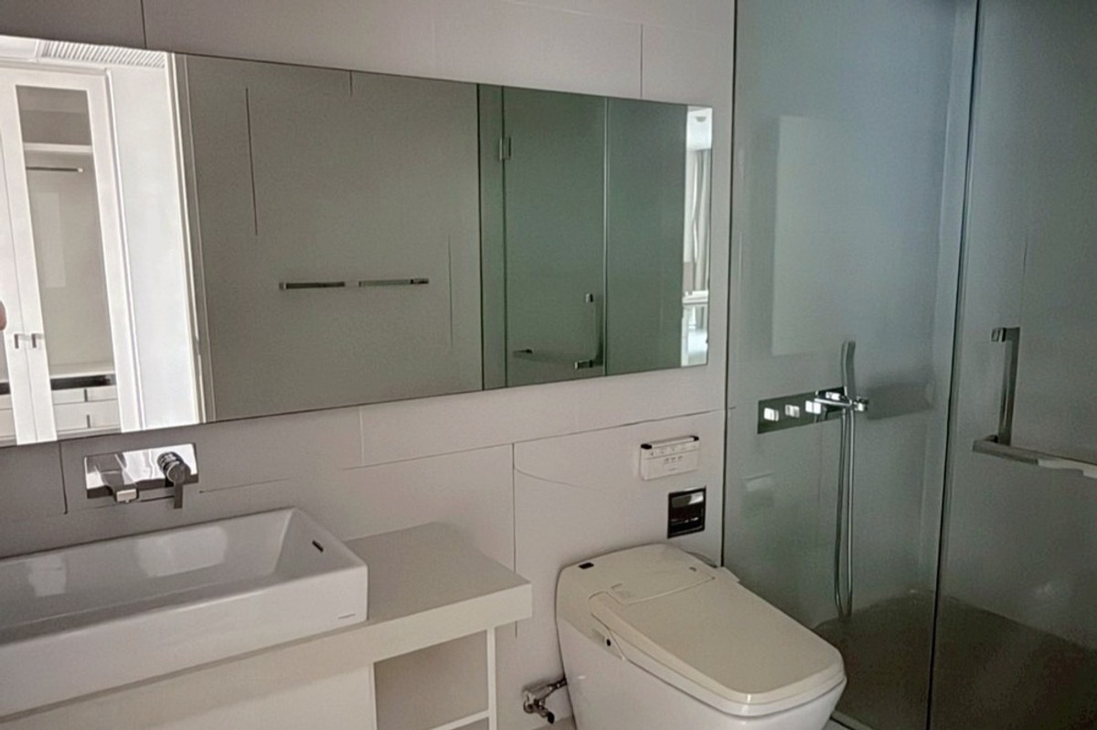 For SaleCondoSathorn, Narathiwat : For Sale C20221201523...The Bangkok Sathorn 1 Bedroom 1 Bathroom, Nice City View 