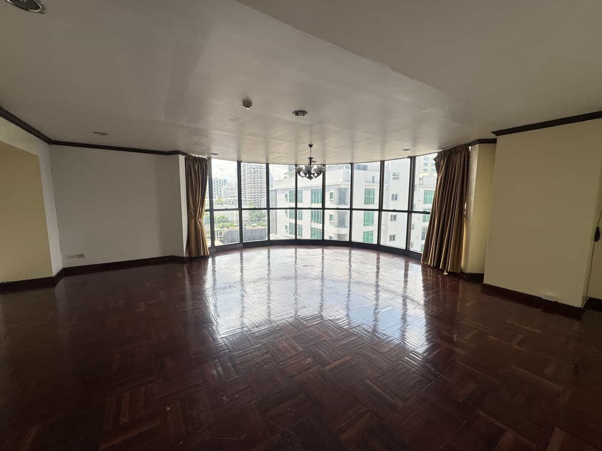For RentCondoKhlongtoei, Kluaynamthai : LTH13627 – Condo for Rent | City Lake Tower Sukhumvit 16 | 280 sqm | 3 Beds 3 Baths | 3 Parking | Near BTS Asoke | คอนโดให้เช่า ซิตี้ เลค ทาวเวอร์ สุขุมวิท 16