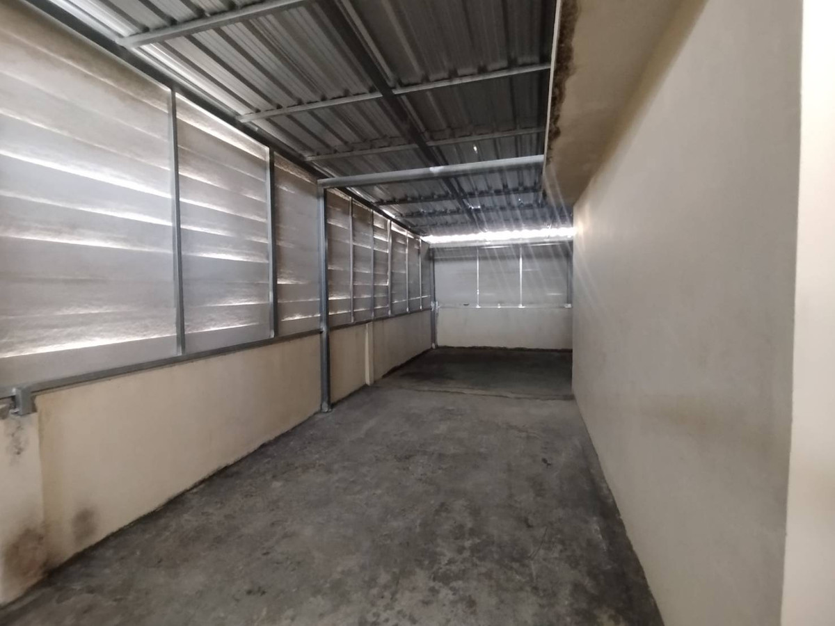 ขายอาคารพาณิชย์นนทบุรี บางใหญ่ บางบัวทอง : ขายอาคารพาณิชย์ ติดถนนบ้านกล้วย ไทรน้อย หมู่บ้านเหนือฟ้าพลัส 1  18 ตรว.