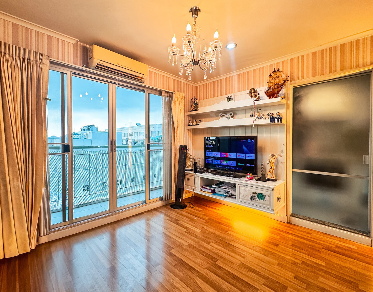 For SaleCondoNawamin, Ramindra : 87377 - Condo for sale Lumpini Place Ramintra-Lak Si. Quality condominium that The best location on Ramindra Road