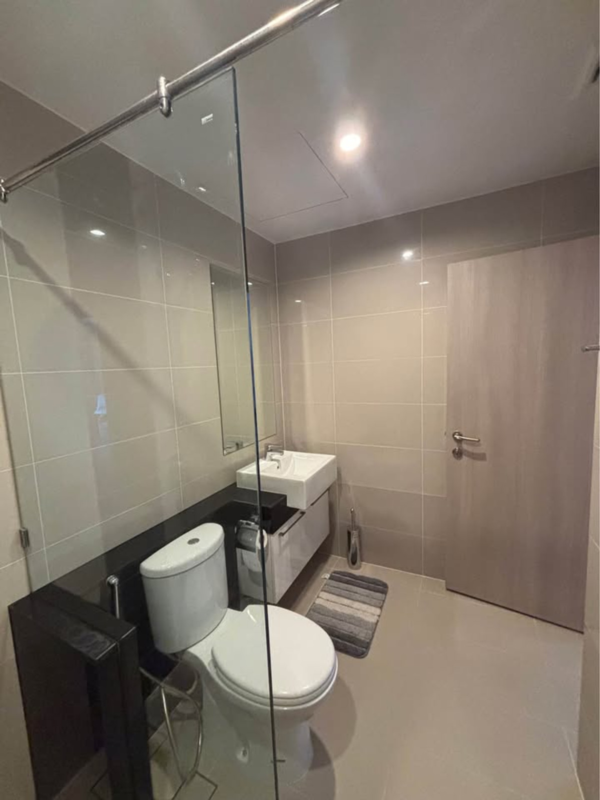 ขายคอนโดสาทร นราธิวาส : ขายคอนโด Supalai Lite Sathorn-Charoenrat ราคา 3,500,000 บาท [NCs251109]