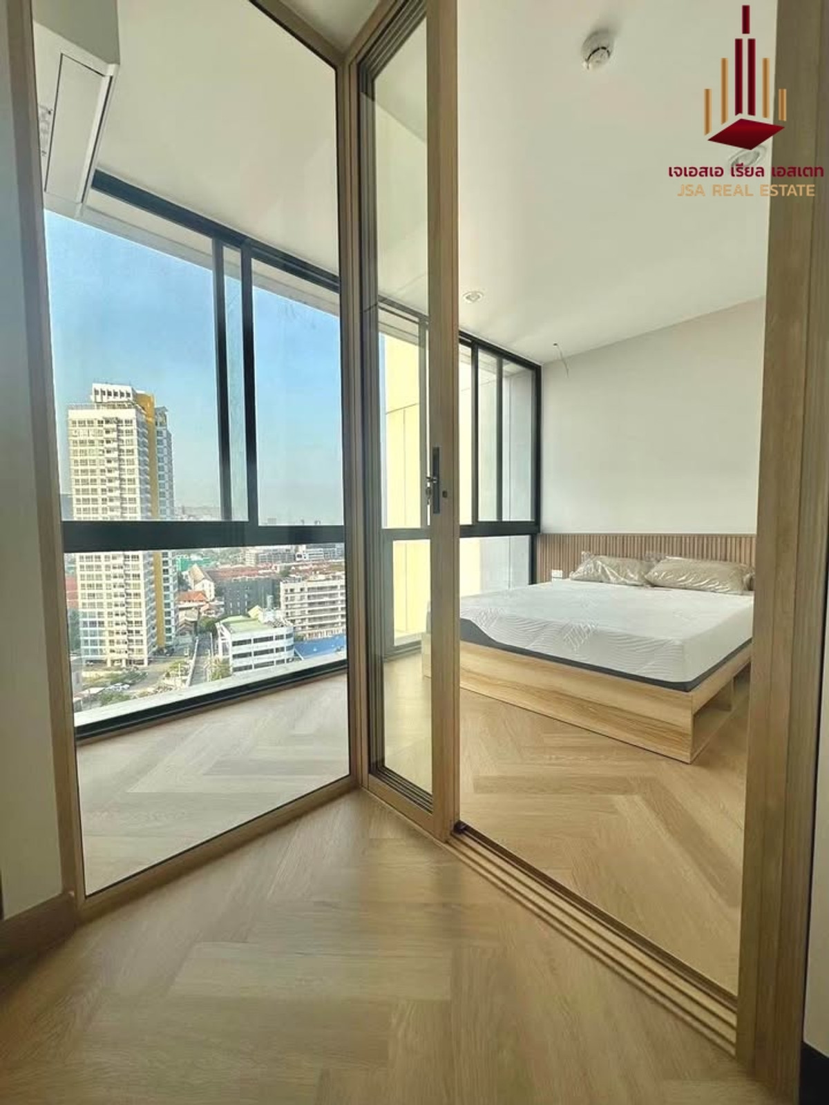 For RentCondoLadprao, Central Ladprao : ✨ For Rent: The Issara Ladprao Condo ✨ 💰 Only 13,000 THB/month