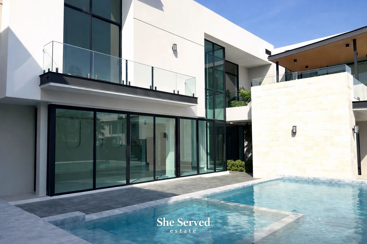 For SaleHouseKasetsart, Ratchayothin : Pool Villa 🔹The Master Ekkamai-Ramindra Project🔹 182 sq m. | 700 sq m. | 5 bedrooms, 6 bathrooms | 6 parking spaces | 2 maids rooms