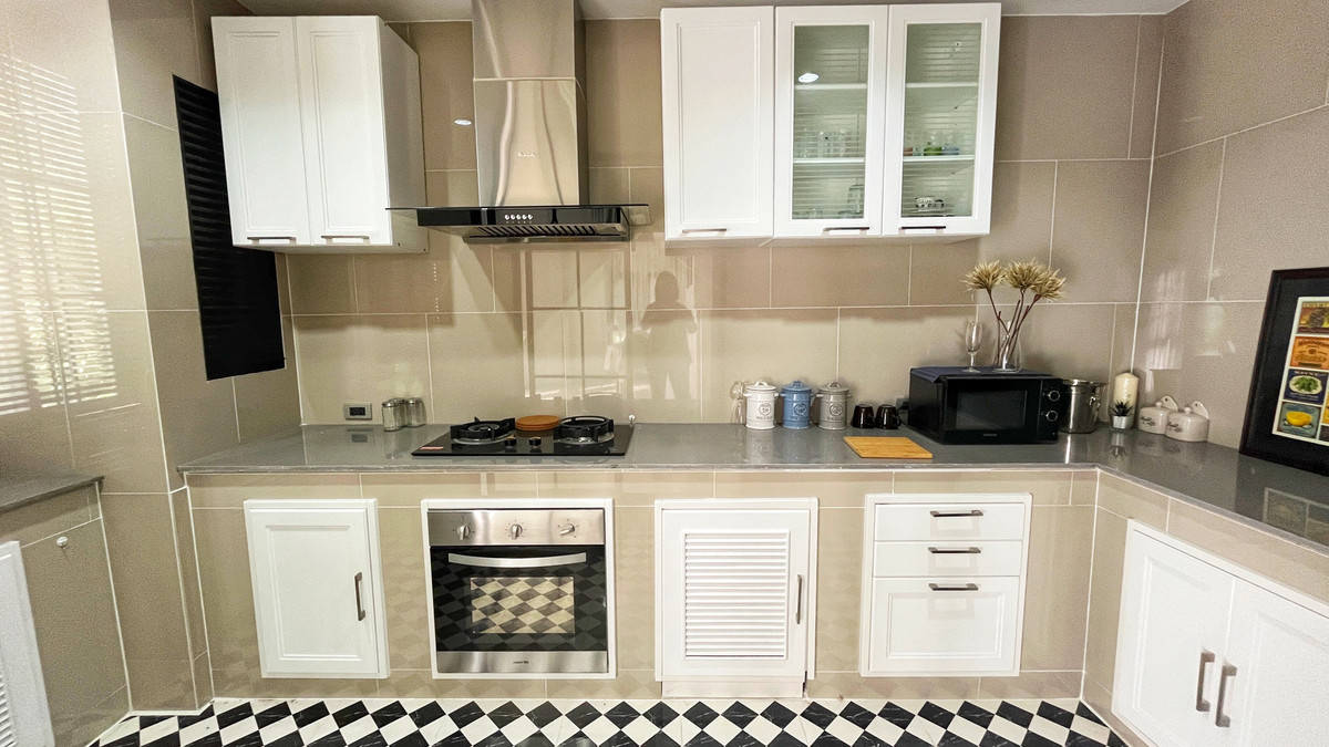 ขายทาวน์โฮมสุขุมวิท อโศก ทองหล่อ : Chicha Castle – ชิชา คาสเซิล ทาวน์โฮม 4 ชั้น สุขุมวิท 31 แปลงริม ขนาดใหญ่ ตกแต่งสวย