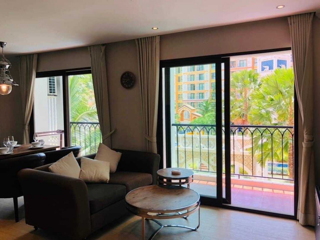 For SaleCondoPattaya, Bangsaen, Chonburi : Condo for sale: Venetian Signature Condo Resort, 63.87 sq m, near Pattaya Tiger Zoo