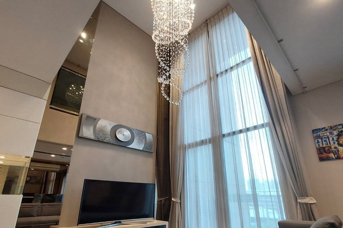 ขายคอนโดพระราม 9 เพชรบุรีตัดใหม่ RCA : ขายพร้อมผู้เช่า !! Code C20250800009..........Villa Asoke, 1 ห้องนอน, 1 ห้องน้ำ Duplex, แต่งครบ