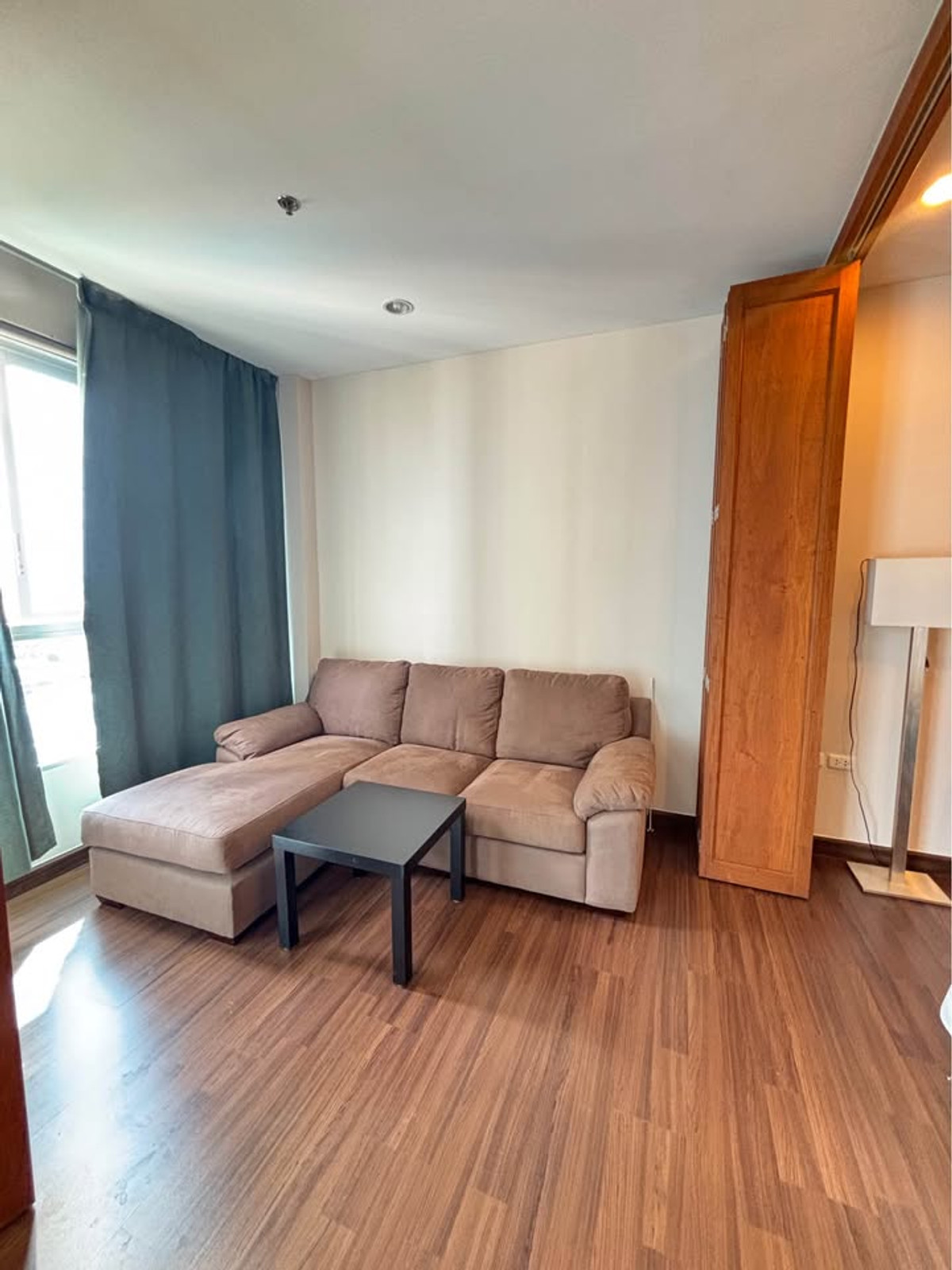 ขายคอนโดสาทร นราธิวาส : ขายคอนโด Supalai Lite Sathorn-Charoenrat ราคา 3,500,000 บาท [NCs251109]