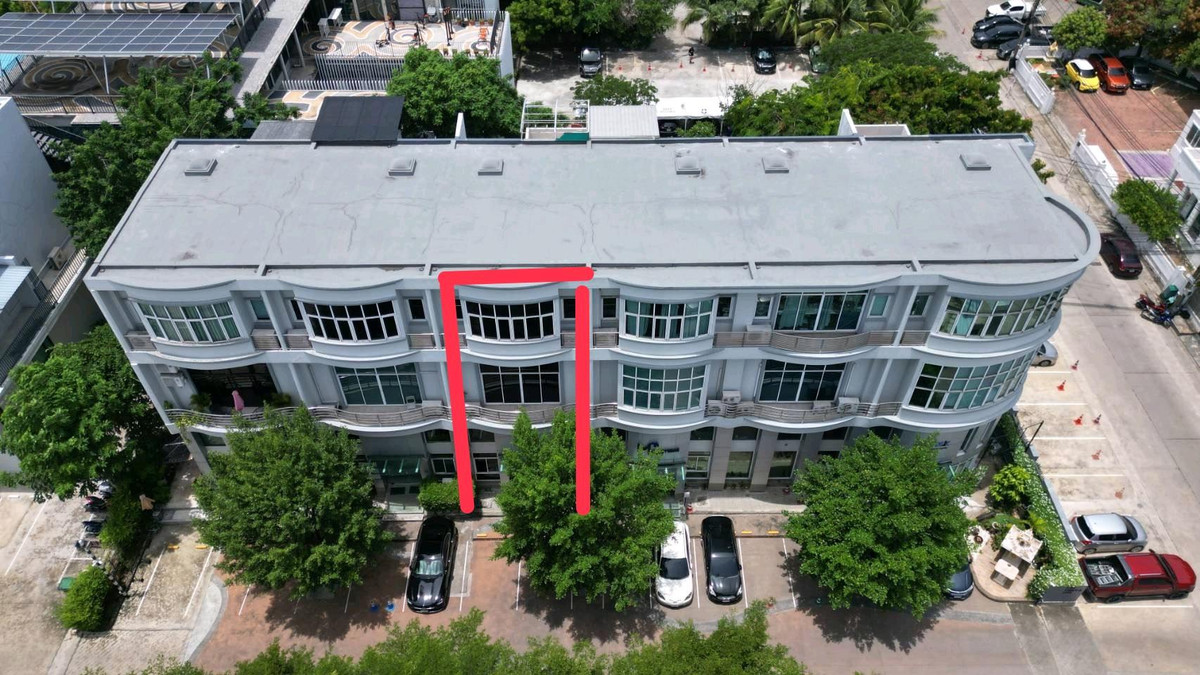 For RentHome OfficeRamkhamhaeng, Hua Mak : 🌜🌟🌛Home office for rent - Town in Town location 
, wide area, can be used in many ways. Suitable for an office / studio / home office.