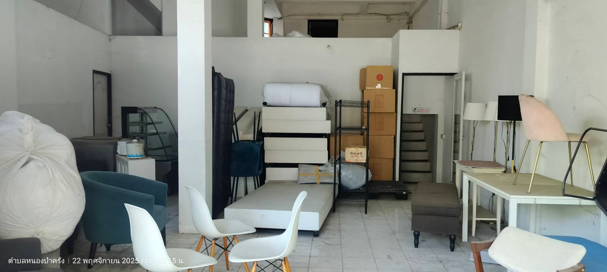 ขายอาคารพาณิชย์เชียงใหม่ : ขายอาคารพาณิชย์ 4 ชั้น ห้องหัวมุม บนถนนเจริญเมือง เชียงใหม่