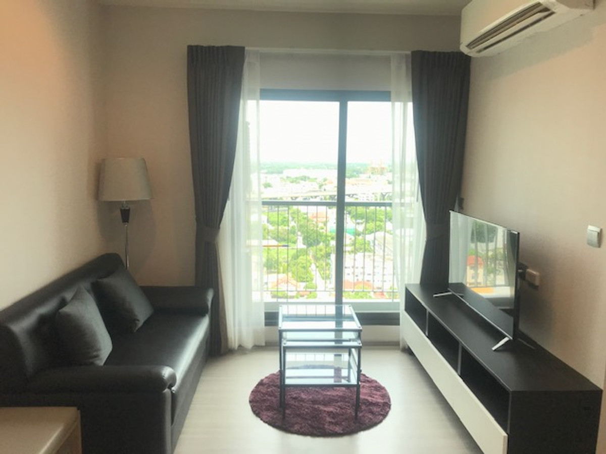 For RentCondoOnnut, Udomsuk : 📢for rent Life Sukhumvit 62 near BTS Bang Chak, only 200 meters and the expressway entry and exit point. (Chalerm Maha Nakhon Expressway) only 500 meters.