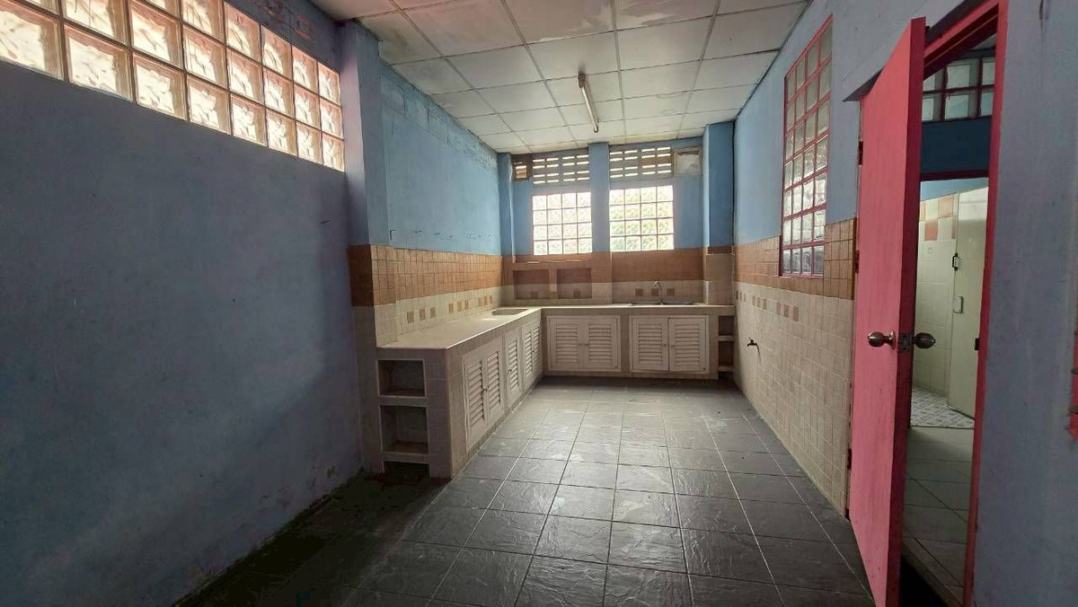 For SaleTownhomePathum Thani,Rangsit, Thammasat : 94684-10 - Townhouse for sale Thai Somboon 2 Rangsit–Khlong Sam.