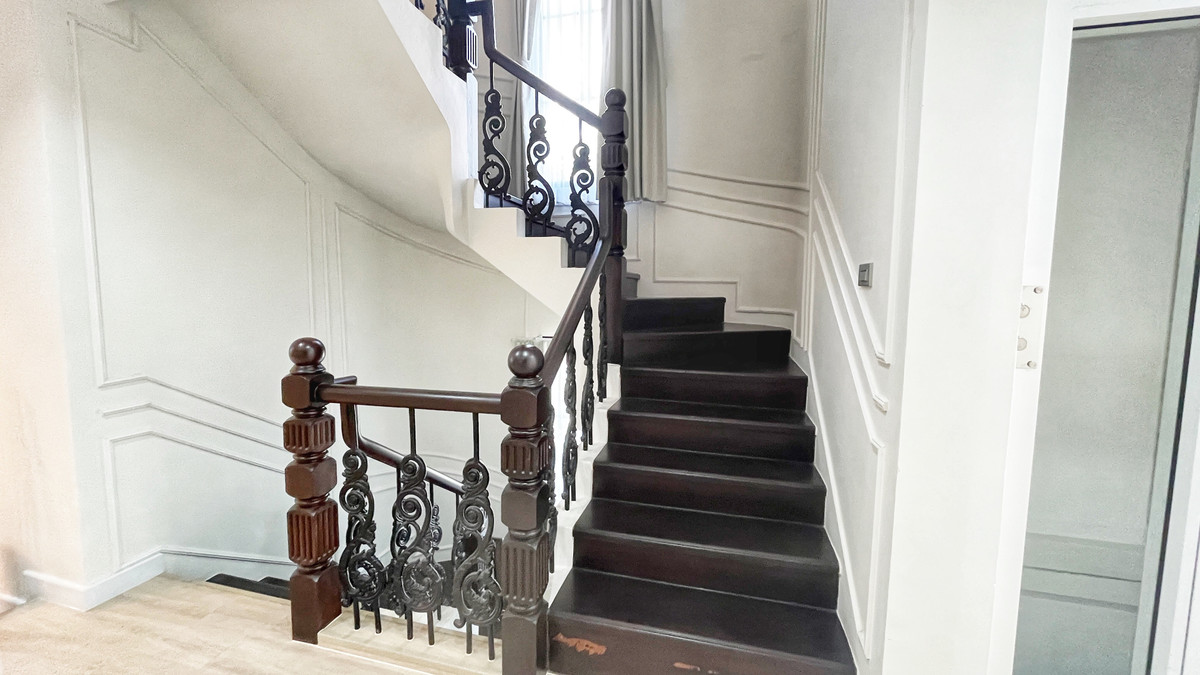 ขายทาวน์โฮมสุขุมวิท อโศก ทองหล่อ : Chicha Castle – ชิชา คาสเซิล ทาวน์โฮม 4 ชั้น สุขุมวิท 31 แปลงริม ขนาดใหญ่ ตกแต่งสวย