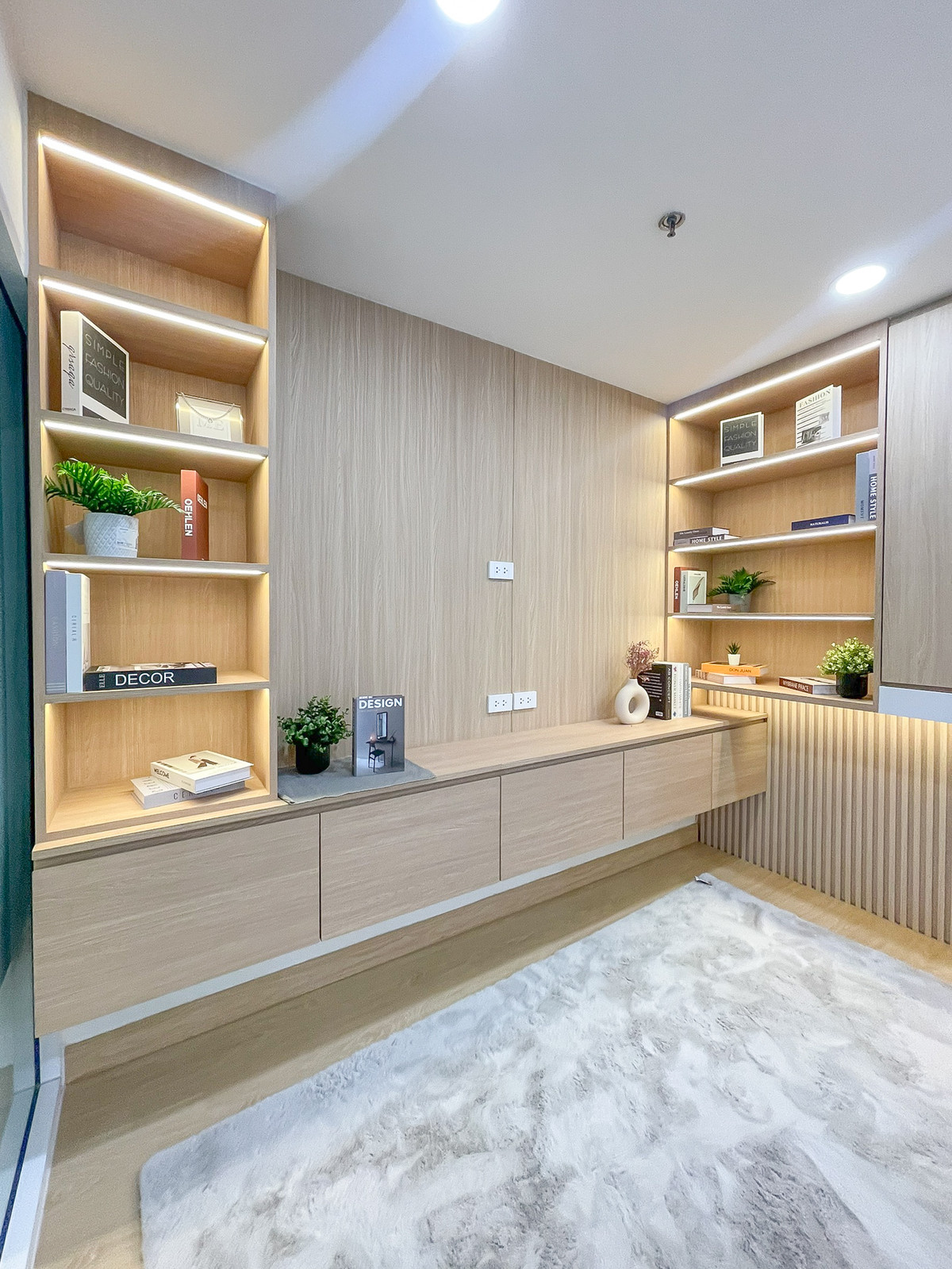 ขายคอนโดเสรีไทย-นิด้า : K-6648  BEST DEAL🔥🔥 ห้องสวย ตกแต่งใหม่ พร้อมเฟอร์บิ้วอิน พร้อมอยู่ ใกล้รถไฟฟ้า BANGKOK HORIZON รามคำแหง  MRT + ARL รามคำแหง