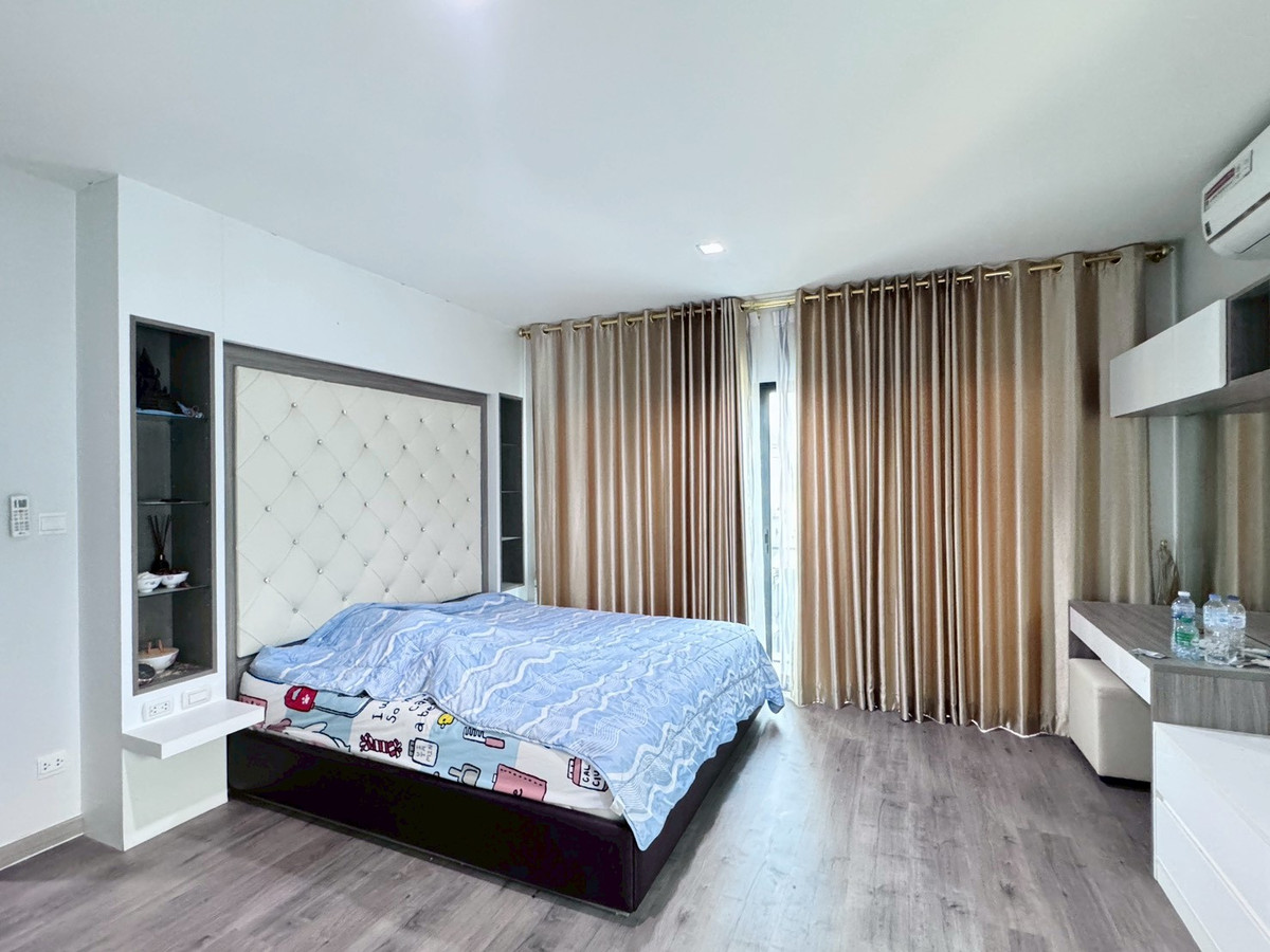 HousePathum Thani,Rangsit, Thammasat : 95227 - Sell/rent semi-detached house Chiwarom Village Rangsit-Don Mueang