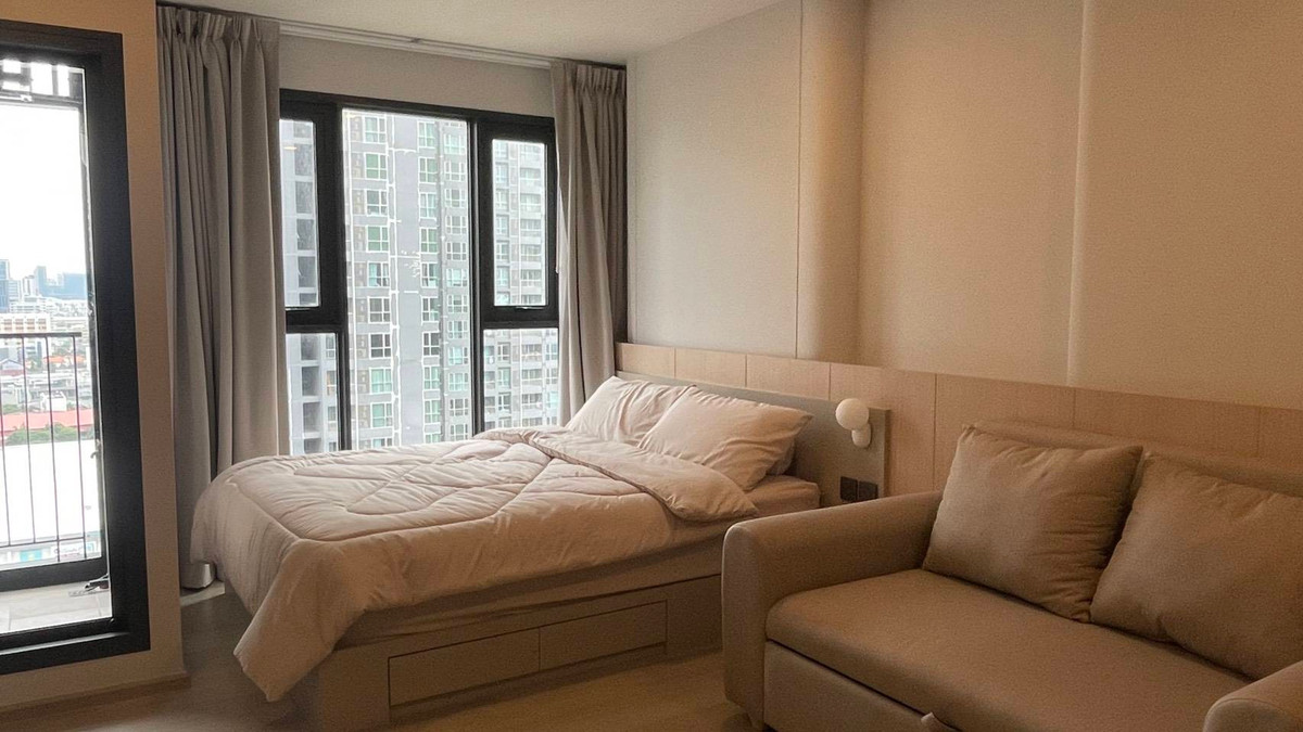 For RentCondoOnnut, Udomsuk : New room, decorated with good built-in furniture, high floor, beautiful view, rent 1 bedroom, 1 bathroom, Aspire Onnut Station, Aspire Onnut Station.