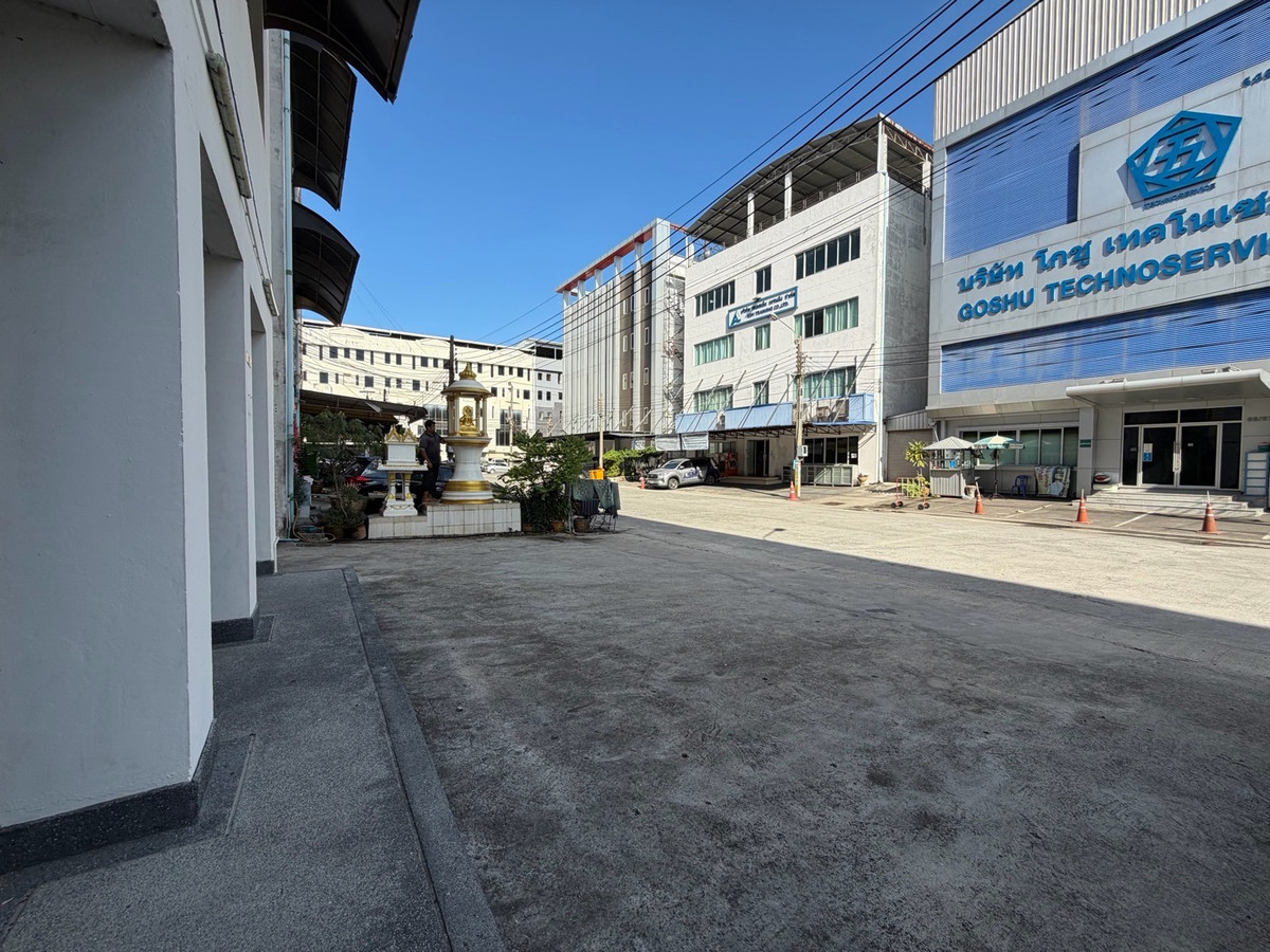 ให้เช่าโฮมออฟฟิศบางนา แบริ่ง ลาซาล : โฮมออฟฟิศ 5 ชั้น | ทำเลกิ่งแก้ว–บางนา ทิศตะวันออกเฉียงใต้ | โปรไฟล์อาคารดี | พื้นที่ใหญ่ ฟังก์ชันครบ