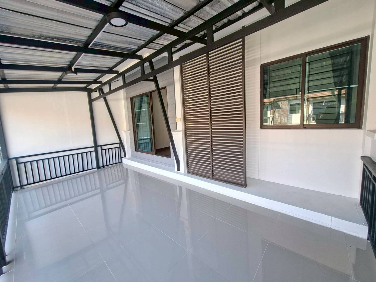 For SaleTownhomePattanakan, Srinakarin : Urgent sale townhouse Pruksa Ville Village 57, newly renovated house, ready to move in (N.1929)