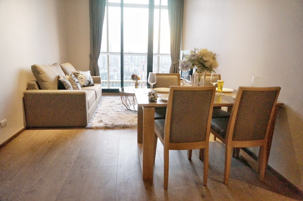 For RentCondoSukhumvit, Asoke, Thonglor : For rent!! Condo PARK ORIGIN PHROM PHONG (PARK 24) 44th floor (Super High Floor) area 69 sq m, 2 bedrooms, 2 bathrooms - with bathtub (BTS Phrom Phong) (Agents Welcome)
