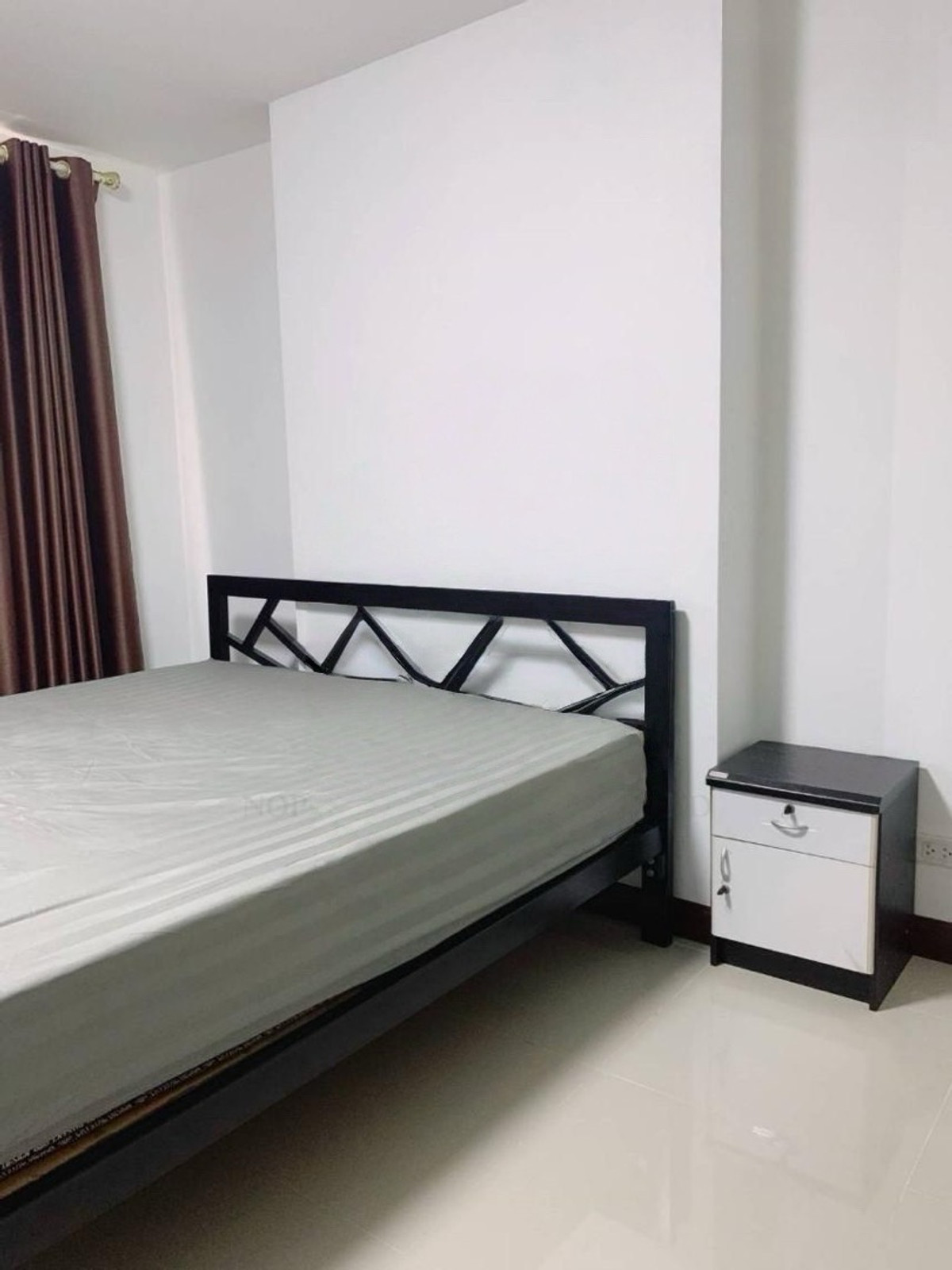 ให้เช่าคอนโดรัชดา ห้วยขวาง : ใกล้ mrt สุทธิสาร  พร้อมอยู่ กลางเดือนธันวา