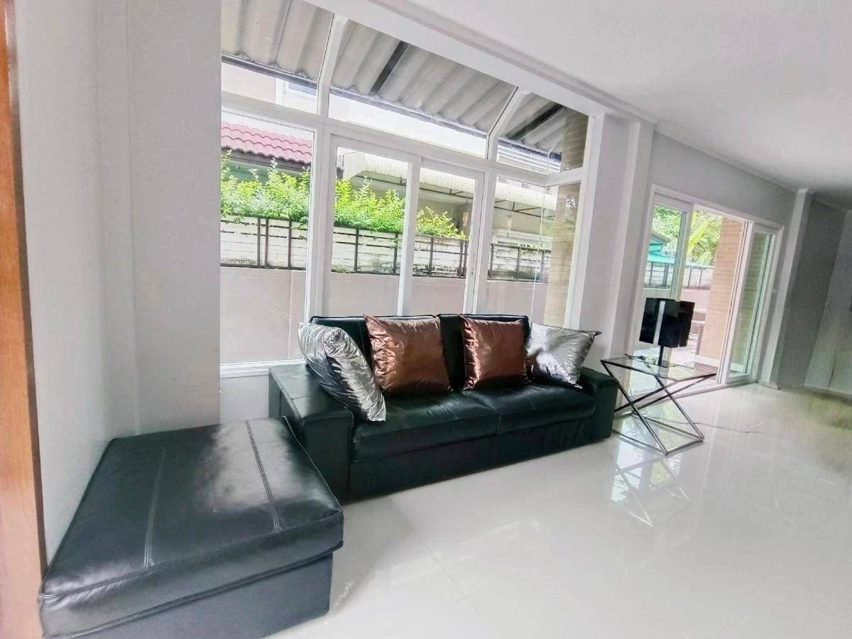 For RentHouseRama5, Ratchapruek, Bangkruai : Single house for rent, Sammakorn Rama 5 - Nakhon In, near Rama 5 Market, just 1 minute.