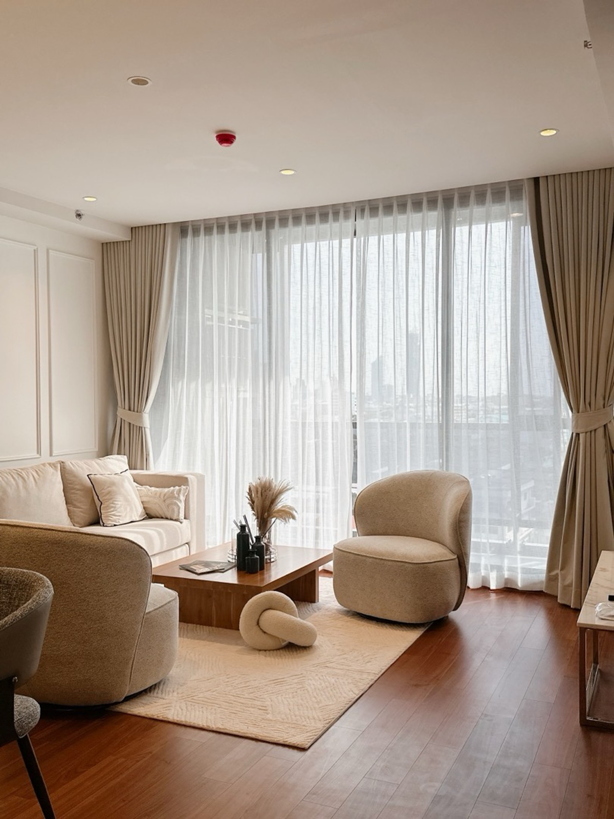 For RentCondoSathorn, Narathiwat : Condo for rent Newly furnish