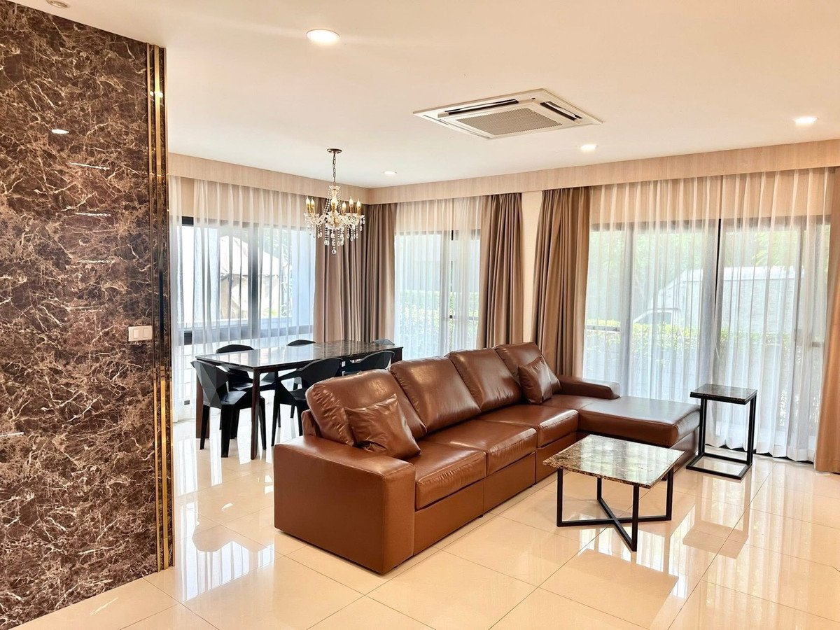 For RentHouseBangna, Bearing, Lasalle : ✨For rent: detached house in Centro Bangna KM 7. Two-storeys detached house features 4 bedrooms| 5 bathrooms.Fully furnished.💥Rental Fee : 95,000 THB|month. 