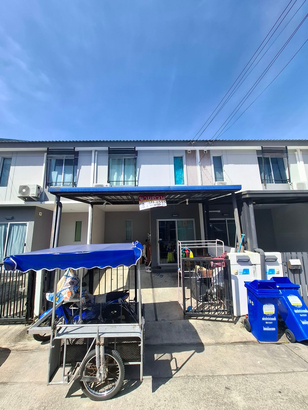 For SaleTownhomeLadkrabang, Suwannaphum Airport : 2-story townhouse, Pruksa 125 Project, Lat Krabang-Suvarnabhumi 3, Airport Rail Link (Lat Krabang Station), Udomsap Road, Nong Prue, Bang Phli District, Samut Prakan 10540 (price 1,490,000 baht)