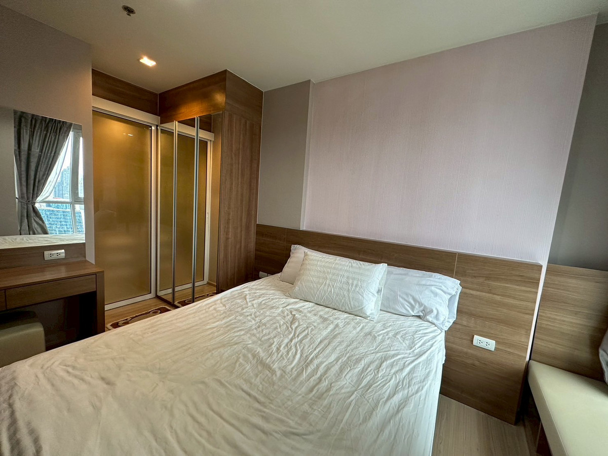 ให้เช่าคอนโดสาทร นราธิวาส : Hot Price 🔥 Highfloor Rhythm Sathorn 1bed 35 Sqm Fullyfurnish 18,000- 