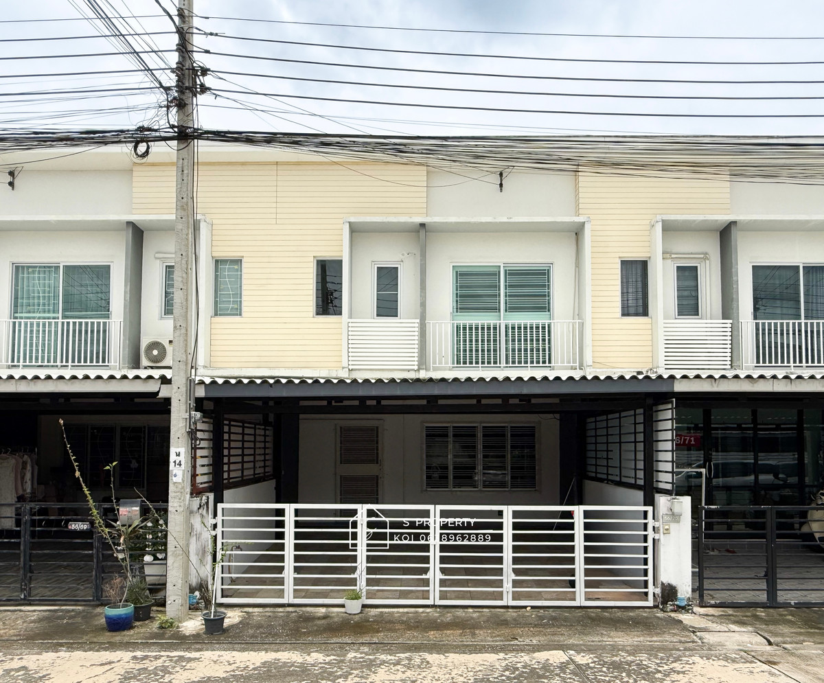 For SaleTownhomeVipawadee, Don Mueang, Lak Si : Townhome for sale, The Connect Village, Don Mueang-Songprapa. In front of the house, no one hits, 22 sq m.