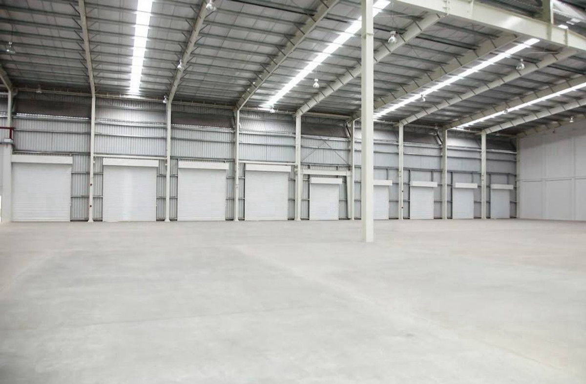 For RentFactorySriracha Laem Chabang Ban Bueng : 🏭 Factory / Warehouse for Rent 12,980 sq.m. | General Zone

📍 Located in Industrial Estate | Bo Win – Si Racha, Chonburi

💰 Rental Rate: 210 THB/sq.m./month
🔸 Security Deposit: 3 months
🔸 Advance Rental: 1 month
📝 Lease Term: 6 years

