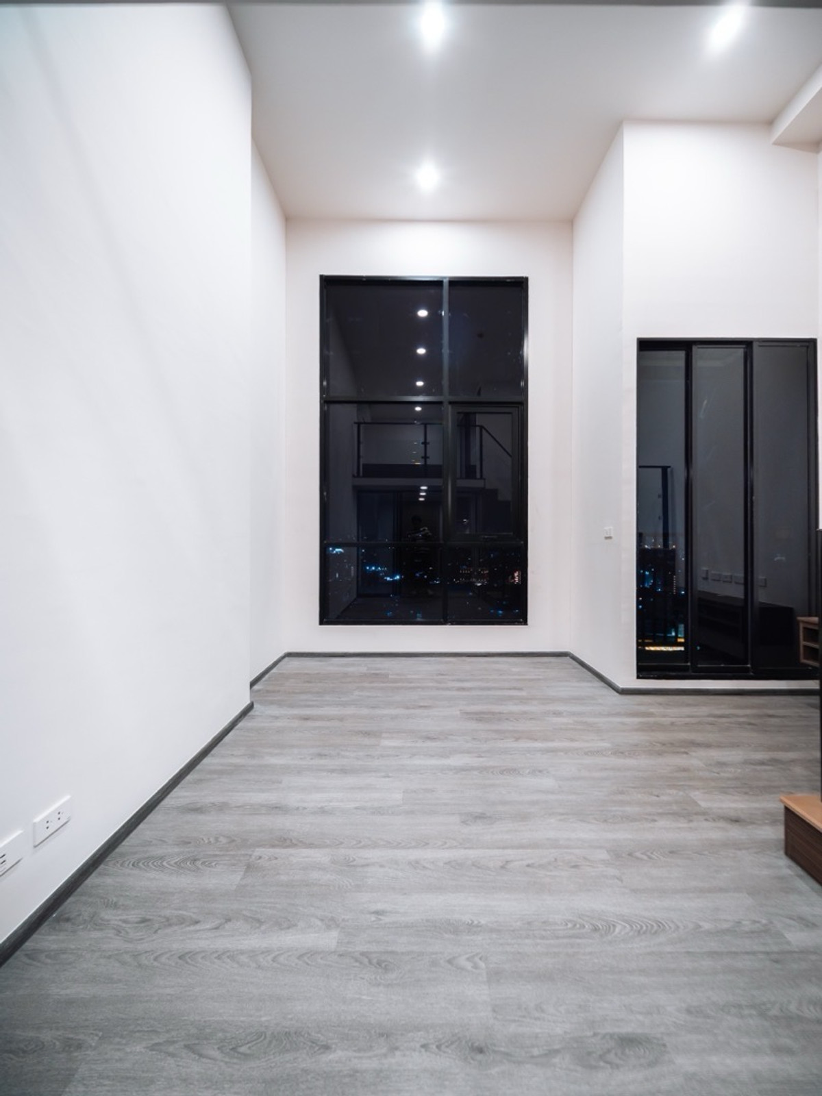 ขายคอนโดลาดพร้าว101 แฮปปี้แลนด์ : ขายคอนโด The Origin ลาดพร้าว-บางกะปิ 1 นอน 25 ตรม. ชั้นสูง วิวดี ใกล้ MRT