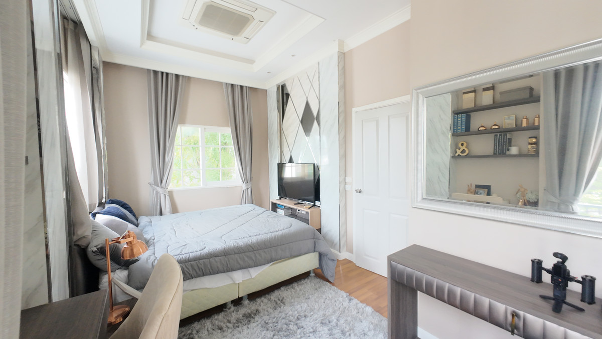 ขายทาวน์โฮมเกษตร นวมินทร์ ลาดปลาเค้า : ที่สุดของความคุ้มค่า! ทาวน์เฮาส์ 2 ชั้น โกลเด้นทาวน์ 2 นวมินทร์ 42 บ้านตัวอย่าง เฟอร์ฯ จัดเต็ม หิ้วกระเป๋าเข้าอยู่ได้เลย! ✨