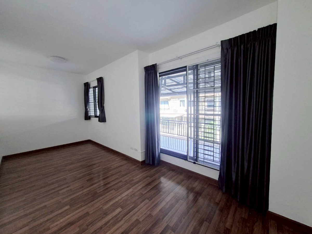 For SaleTownhomePattanakan, Srinakarin : Urgent sale townhouse Pruksa Ville Village 57, newly renovated house, ready to move in (N.1929)