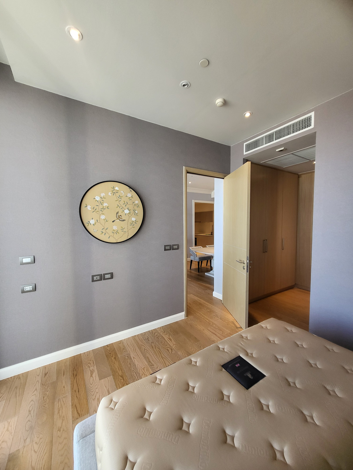 ให้เช่าคอนโดวงเวียนใหญ่ เจริญนคร : 🗼Highest Condo 🏯 Superluxury Magnolias Waterfront Residence 2bed2bath 103 Sqm All Fur Chanintr ,Welcome Foreign 130,000-