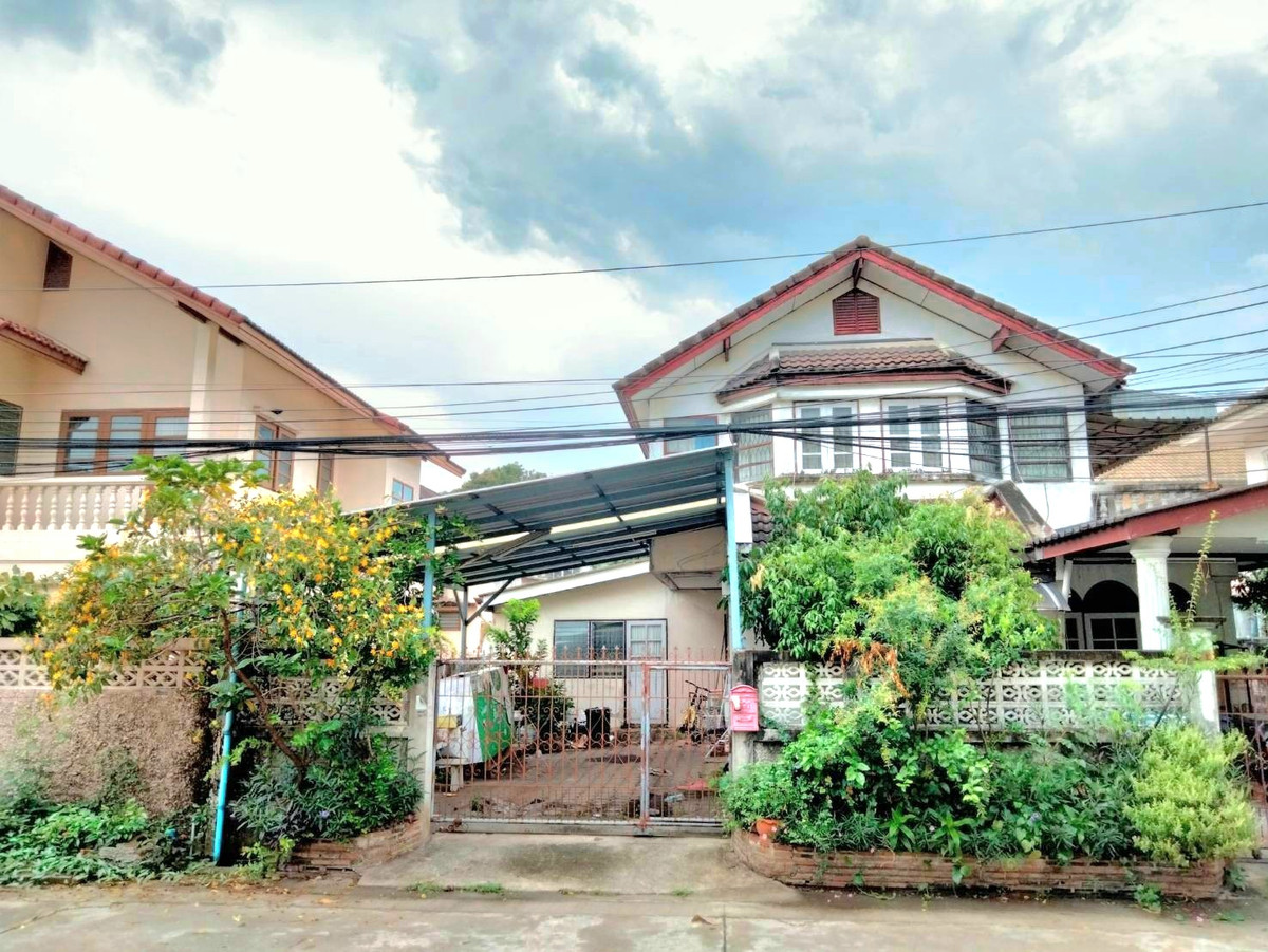 ขายบ้านเสรีไทย-นิด้า : ขายบ้านเดี่ยว 2 ชั้น โครงการทวีสุข–นาริสา เสรีไทย 29 เพียง 5 ลบ. ขนาด 56 ตรว. สภาพเดิม เหมาะรีโนเวท ทำเลดี ใกล้รถไฟฟ้าสายสีเหลือง แยกลำสาลี