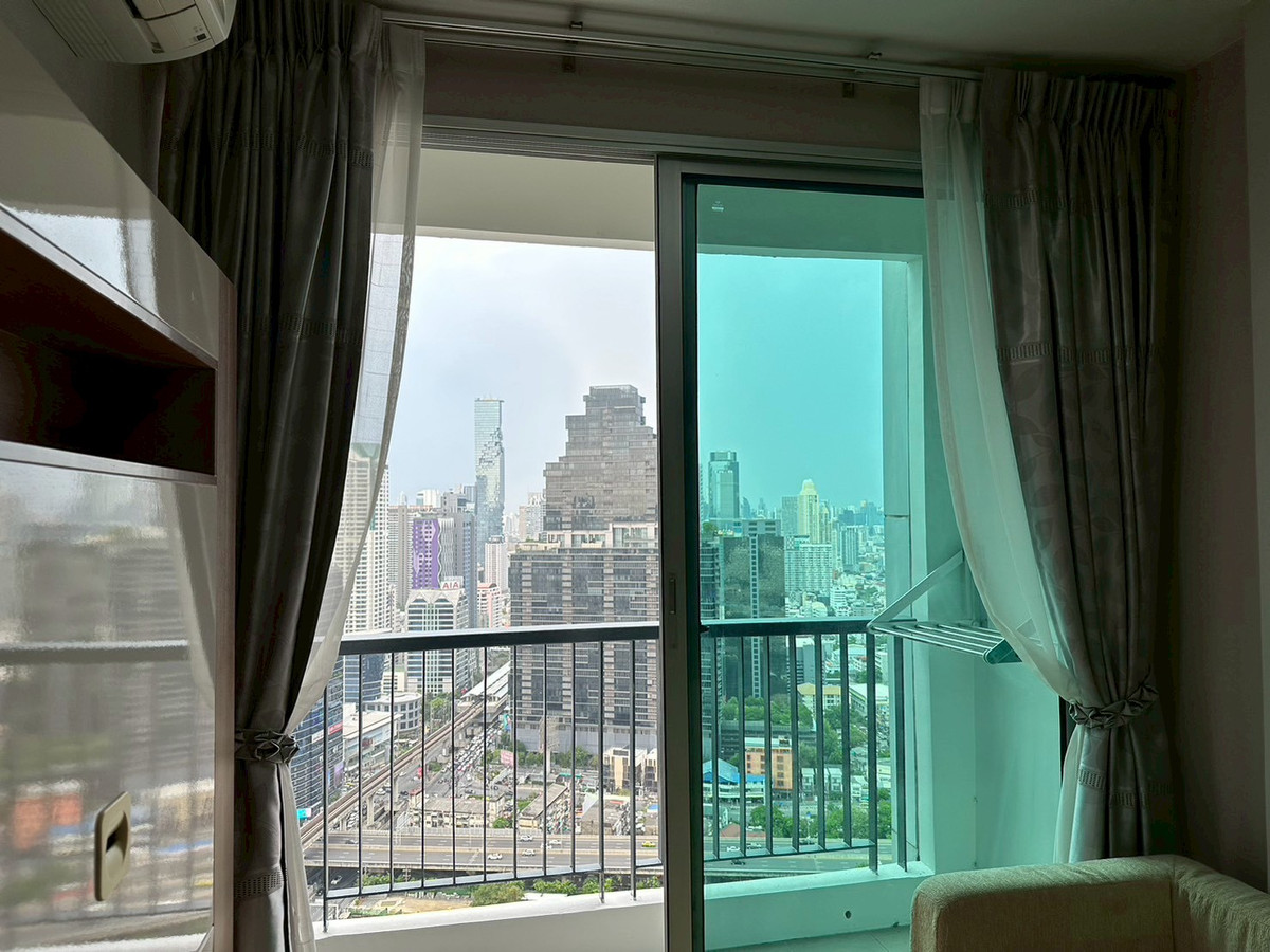 ให้เช่าคอนโดสาทร นราธิวาส : Hot Price 🔥 Highfloor Rhythm Sathorn 1bed 35 Sqm Fullyfurnish 18,000- 