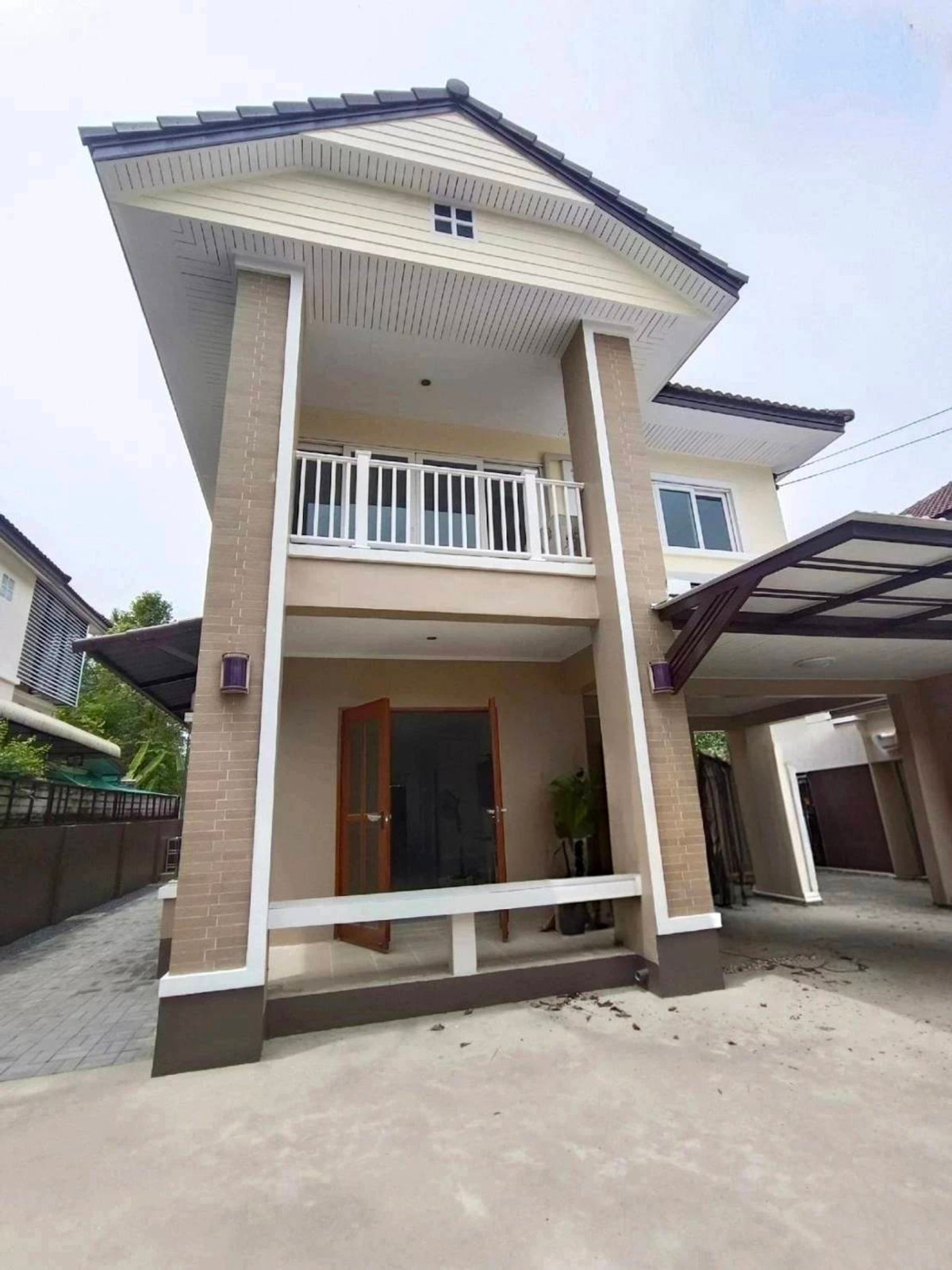 For RentHouseRama5, Ratchapruek, Bangkruai : Single house for rent, Sammakorn Rama 5 - Nakhon In, near Rama 5 Market, just 1 minute.