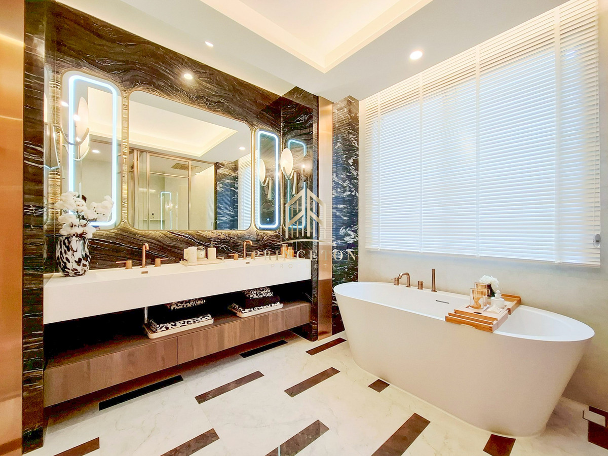 ขายบ้านพัฒนาการ ศรีนครินทร์ : แซงเคียม กรุงเทพกรีฑา - Modern Heritage Luxury Living 📞092-4252445 CINQUIÈME Krungthep Kreetha