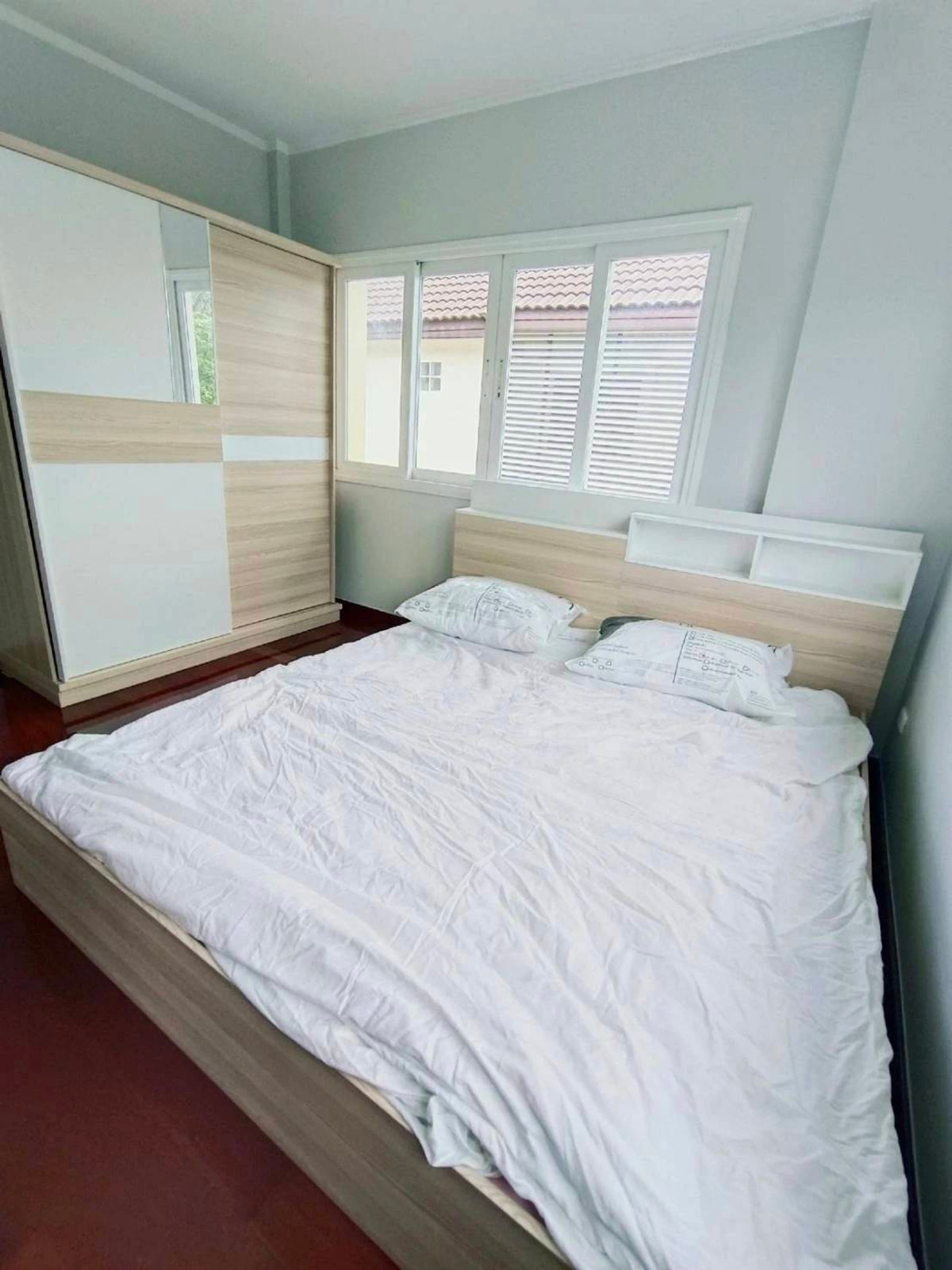 For RentHouseRama5, Ratchapruek, Bangkruai : Single house for rent, Sammakorn Rama 5 - Nakhon In, near Rama 5 Market, just 1 minute.