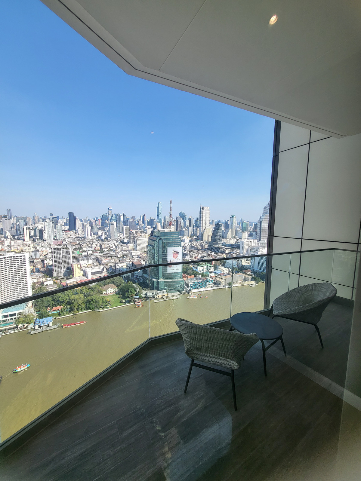 ให้เช่าคอนโดวงเวียนใหญ่ เจริญนคร : 🗼Highest Condo 🏯 Superluxury Magnolias Waterfront Residence 2bed2bath 103 Sqm All Fur Chanintr ,Welcome Foreign 130,000-